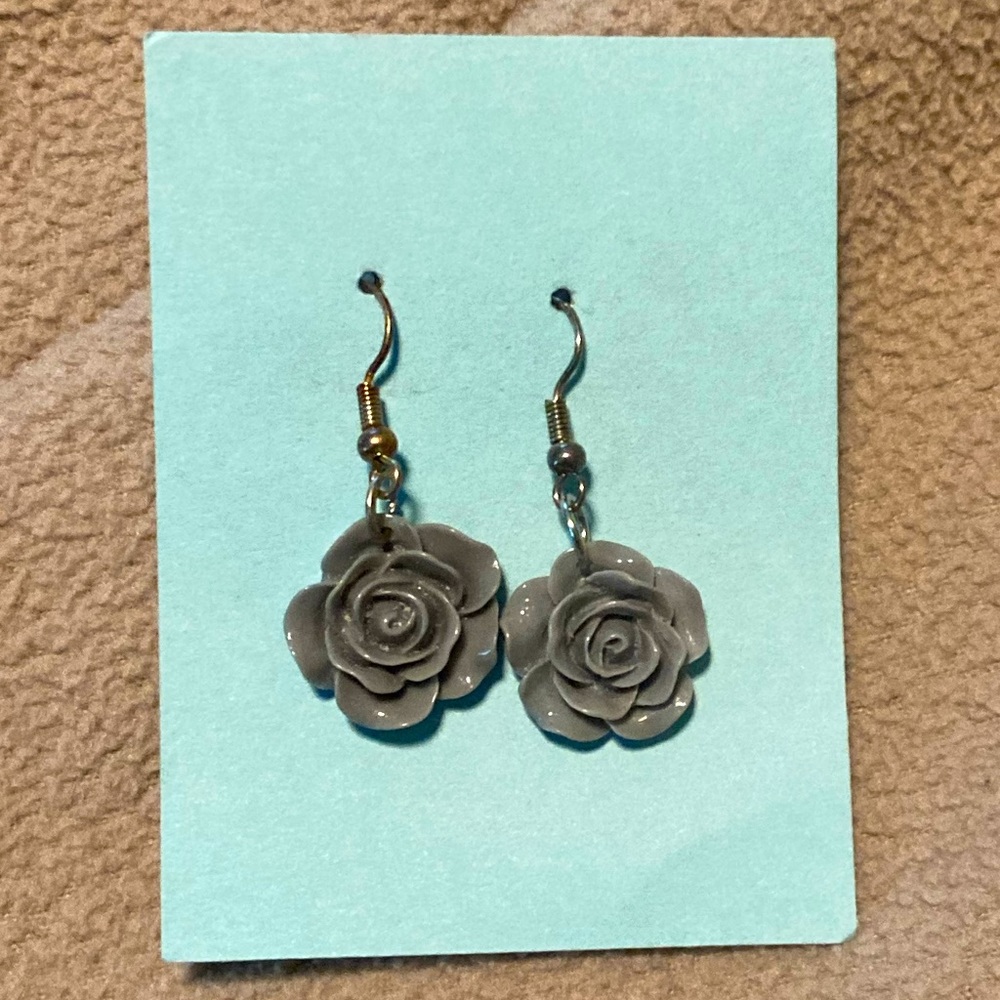 Gray Rose Earrings